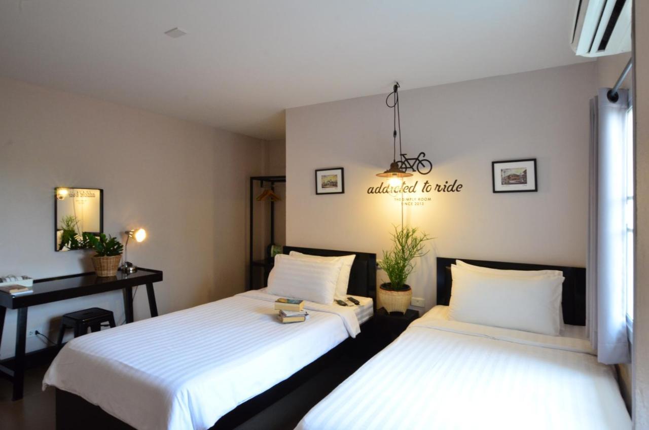 Fav Inn Town Chiang Mai Exterior photo