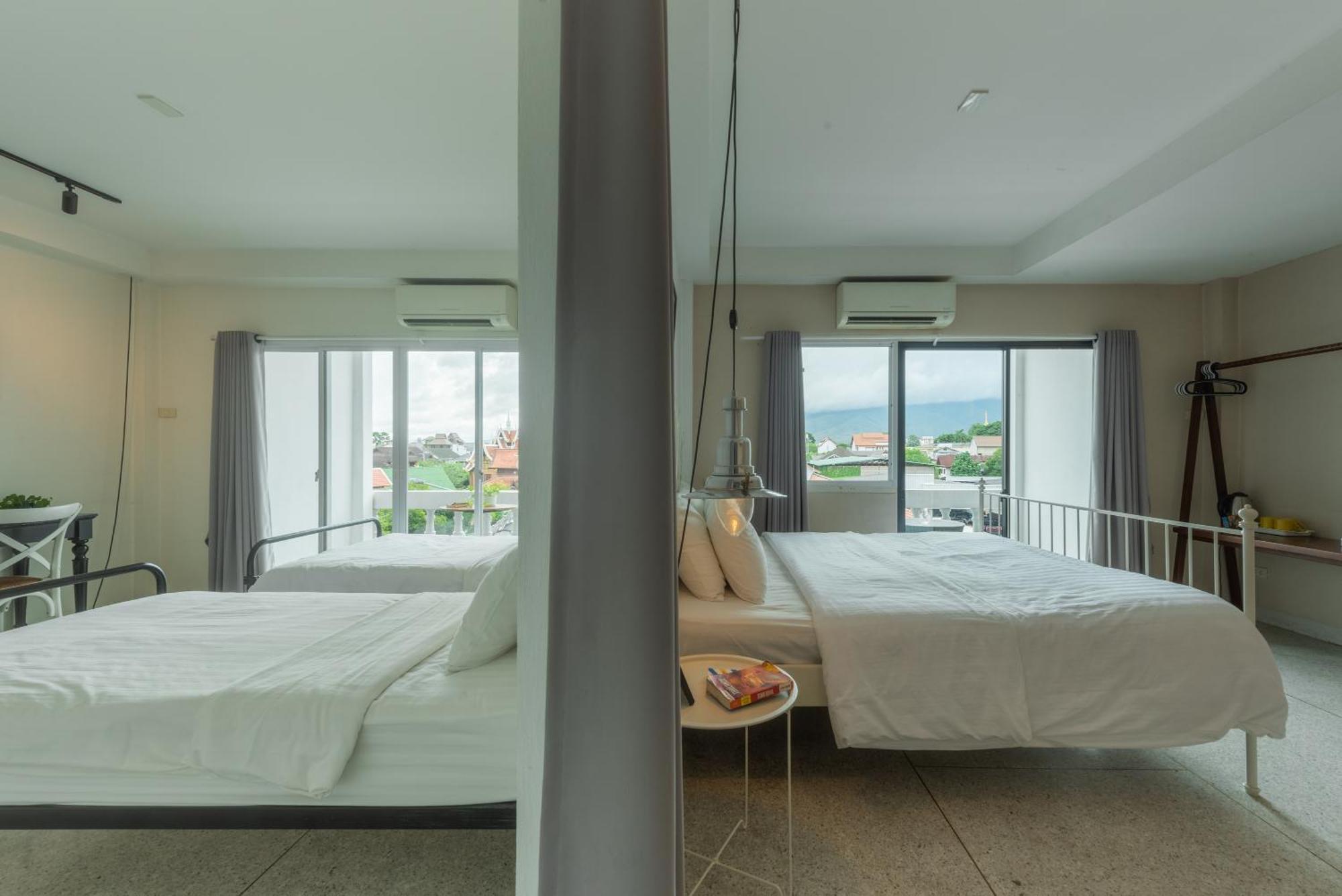 Fav Inn Town Chiang Mai Exterior photo